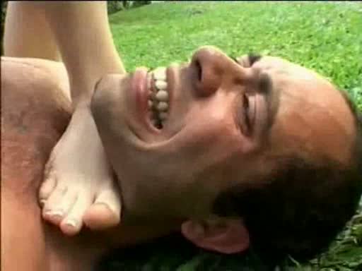 Strangle feet 2